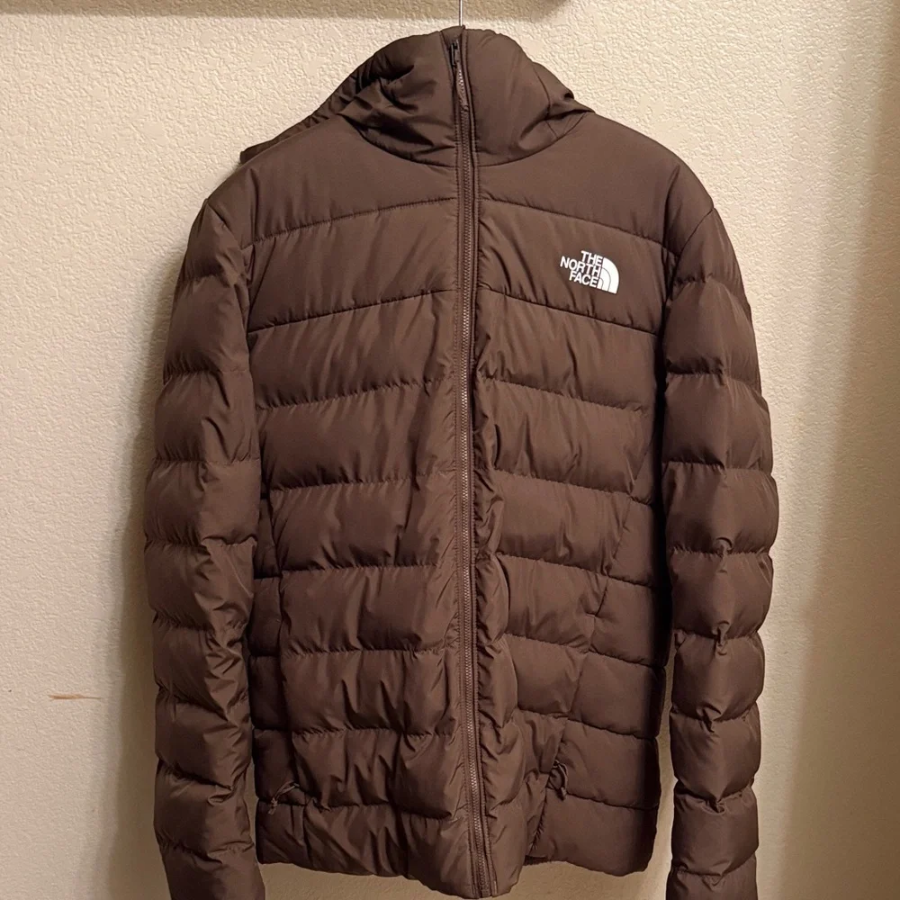 The North Face Men's Chocolate Brown Insulated Puffer Jacket - Picture 1 of 2